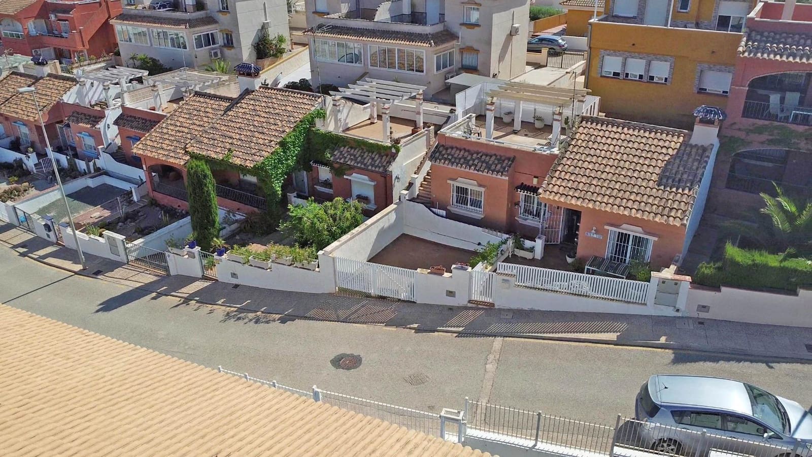 3 soveværelse Rækkehus til salg i El Carmoli med swimmingpool - € 220.000 (Ref: 8688182)