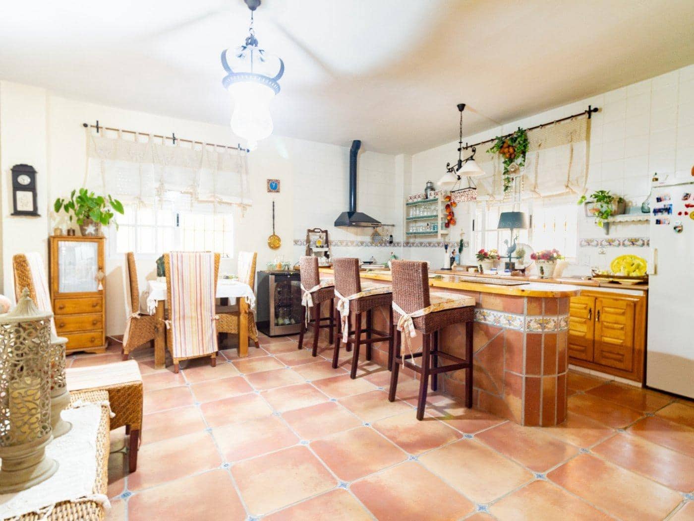 4 soveværelse Finca/Landehus til salg i Alhama de Murcia med swimmingpool - € 530.000 (Ref: 8722123)