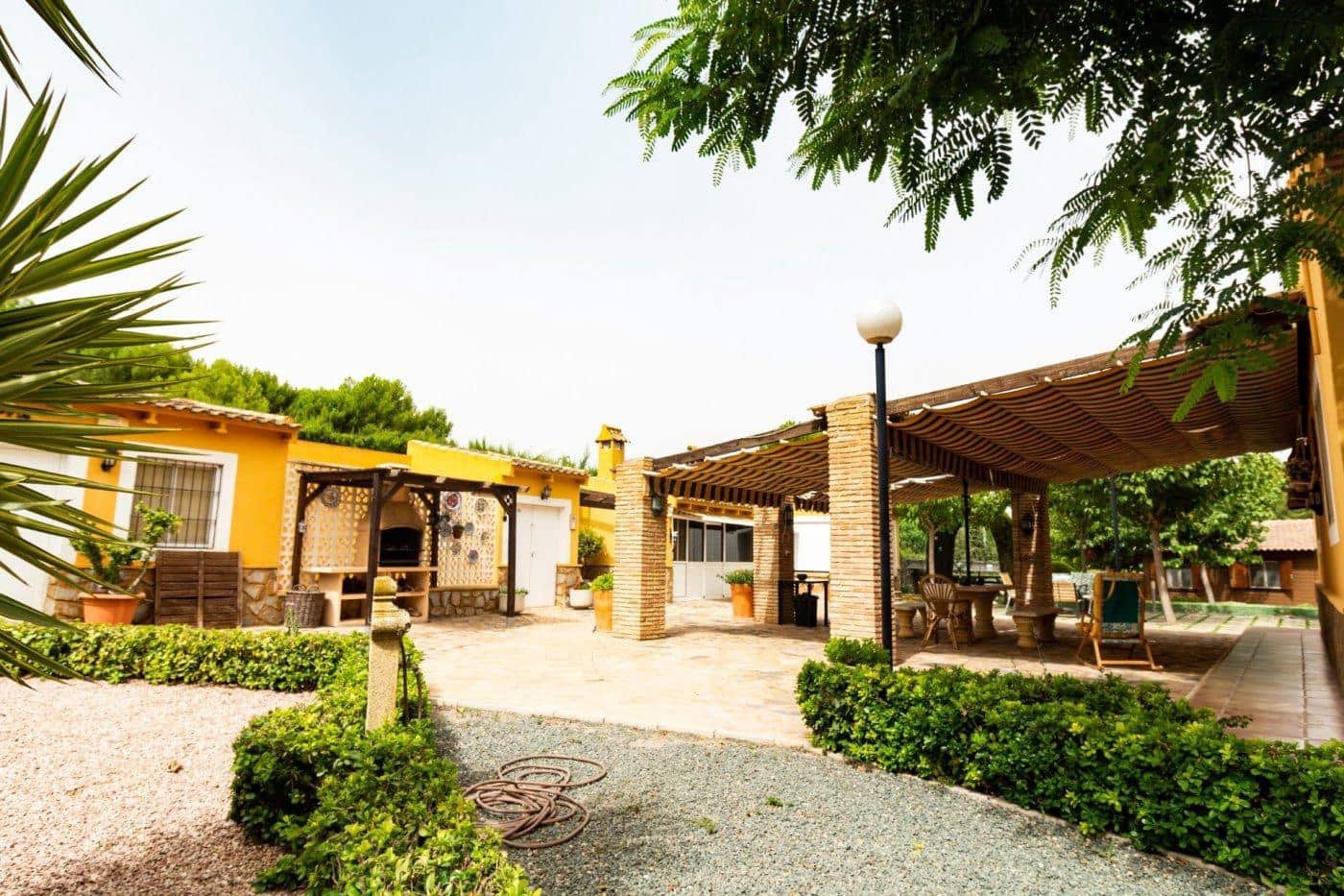 4 soveværelse Finca/Landehus til salg i Alhama de Murcia med swimmingpool - € 530.000 (Ref: 8722123)