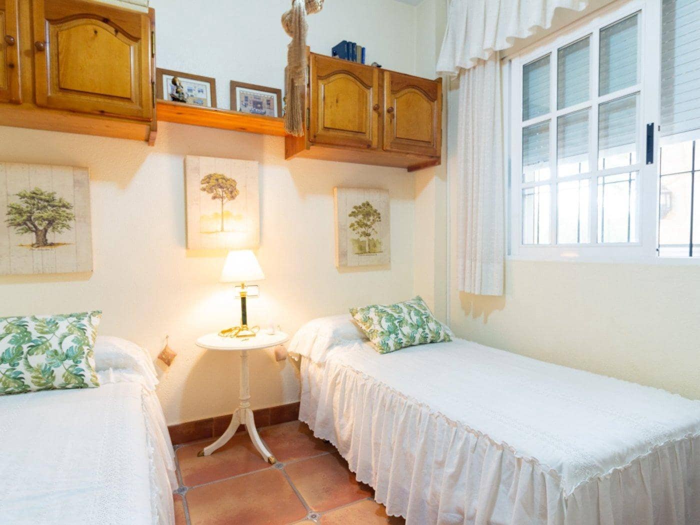 4 soveværelse Finca/Landehus til salg i Alhama de Murcia med swimmingpool - € 530.000 (Ref: 8722123)