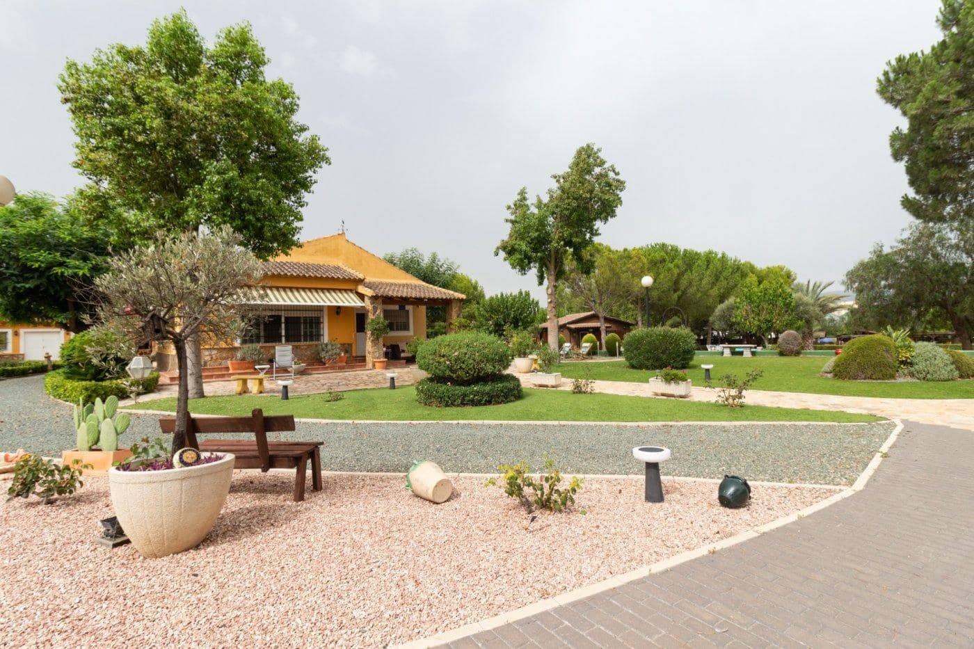 4 soveværelse Finca/Landehus til salg i Alhama de Murcia med swimmingpool - € 530.000 (Ref: 8722123)