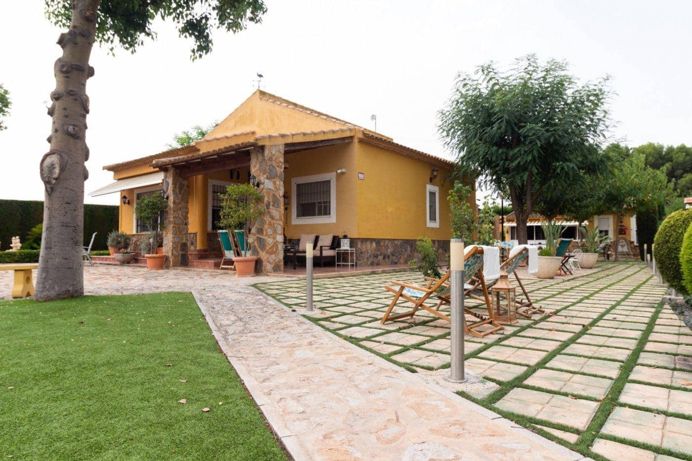 4 soveværelse Finca/Landehus til salg i Alhama de Murcia med swimmingpool - € 530.000 (Ref: 8722123)