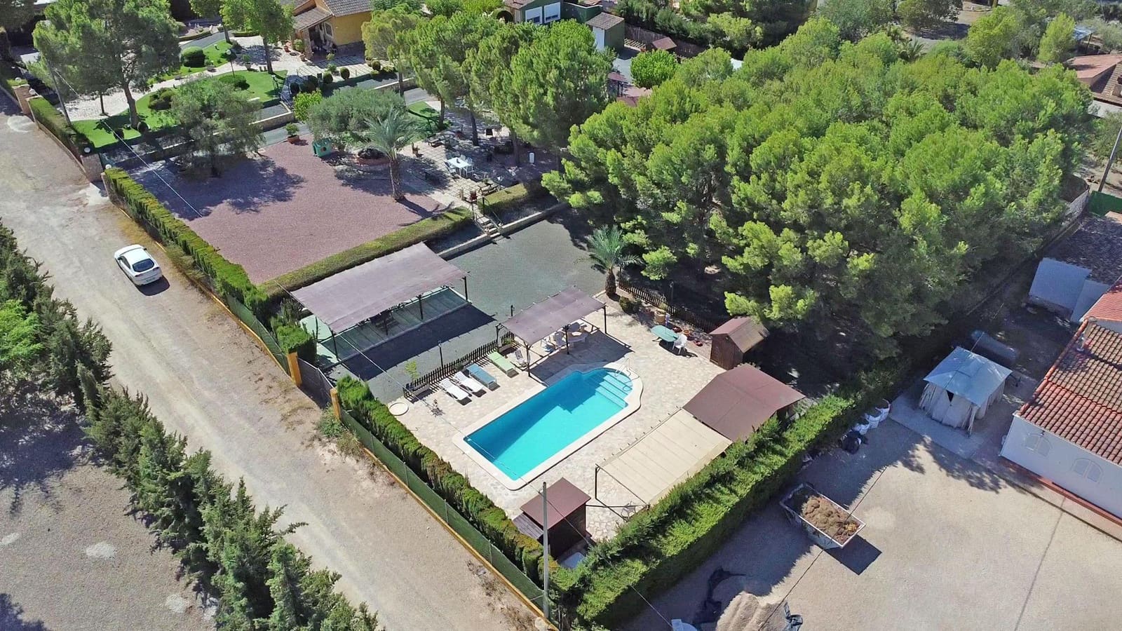 4 soveværelse Finca/Landehus til salg i Alhama de Murcia med swimmingpool - € 530.000 (Ref: 8722123)