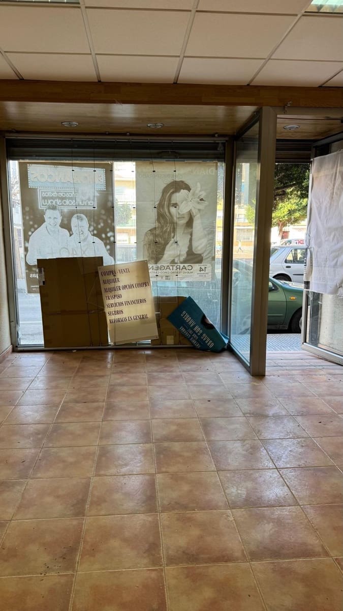 2 sovrum Kommersiell att hyra i Cartagena - 400 € (Ref: 8867169)