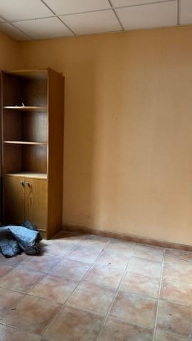 Local Commercial de 2 chambres à louer à Carthagène - 400 € (Ref: 8867169)