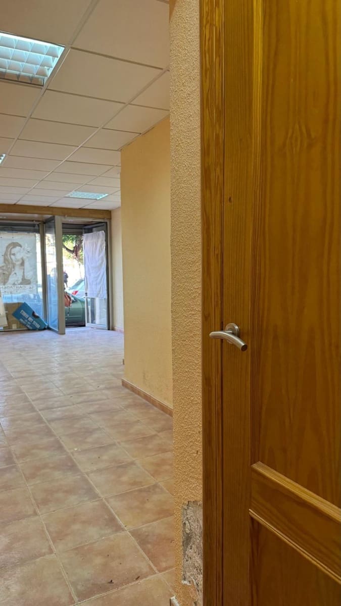 2 sovrum Kommersiell att hyra i Cartagena - 400 € (Ref: 8867169)