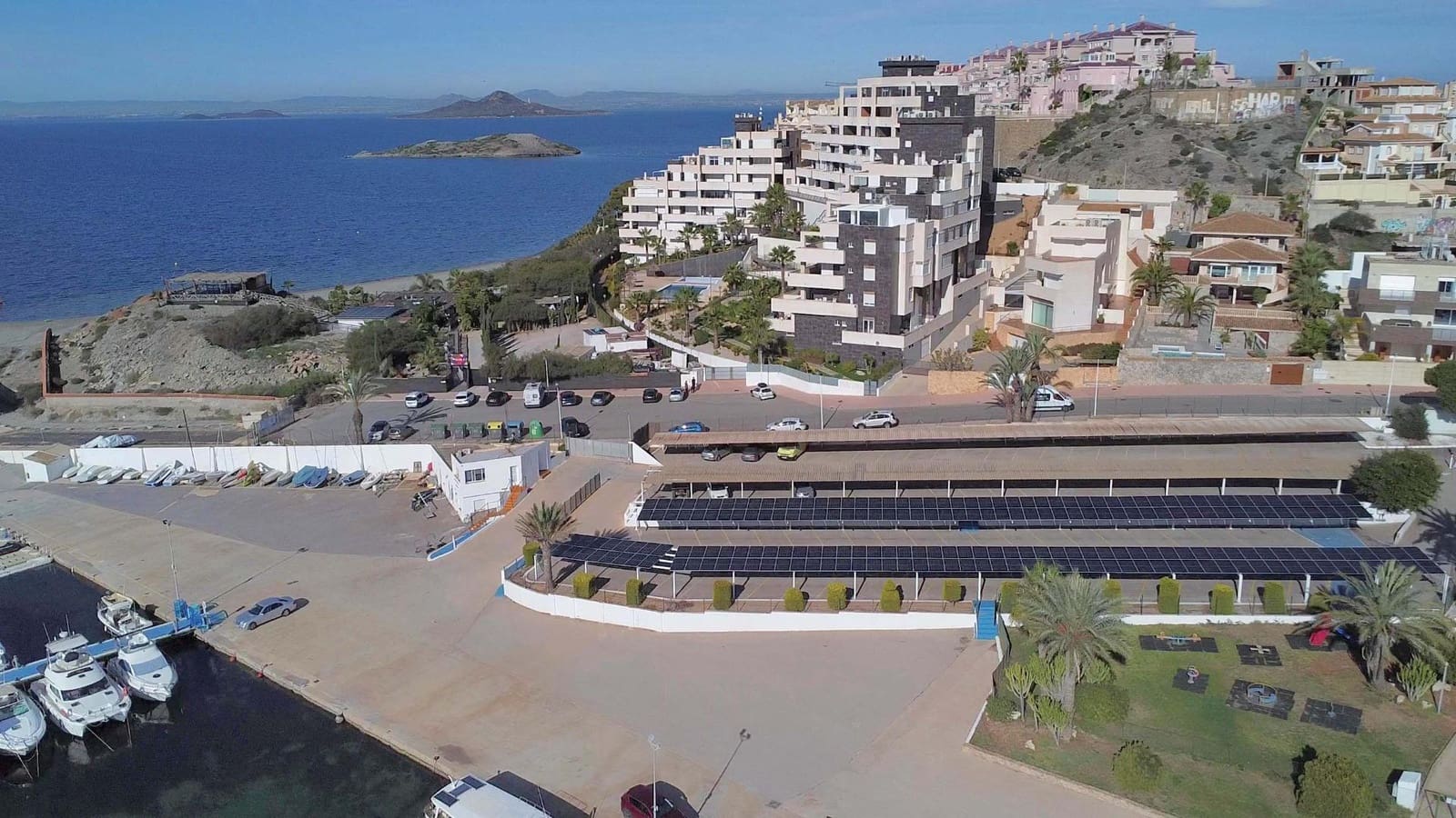 3 quarto Apartamento para venda em La Manga del Mar Menor com piscina garagem - 375 000 € (Ref: 8880087)