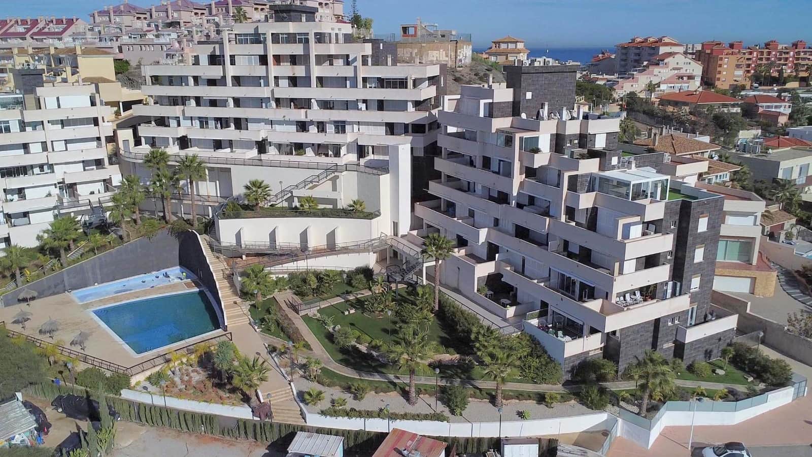 3 quarto Apartamento para venda em La Manga del Mar Menor com piscina garagem - 375 000 € (Ref: 8880087)