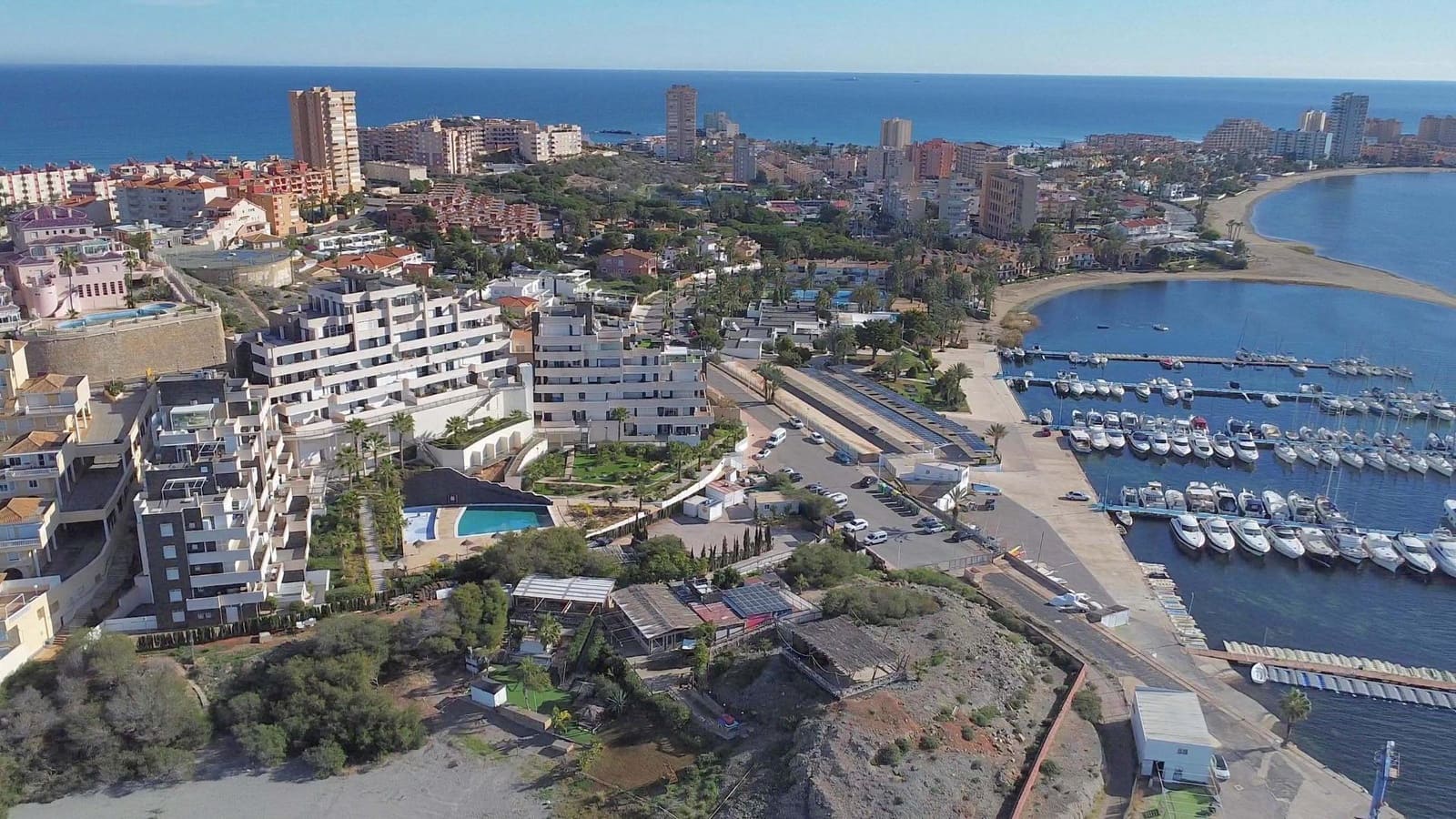 3 quarto Apartamento para venda em La Manga del Mar Menor com piscina garagem - 375 000 € (Ref: 8880087)