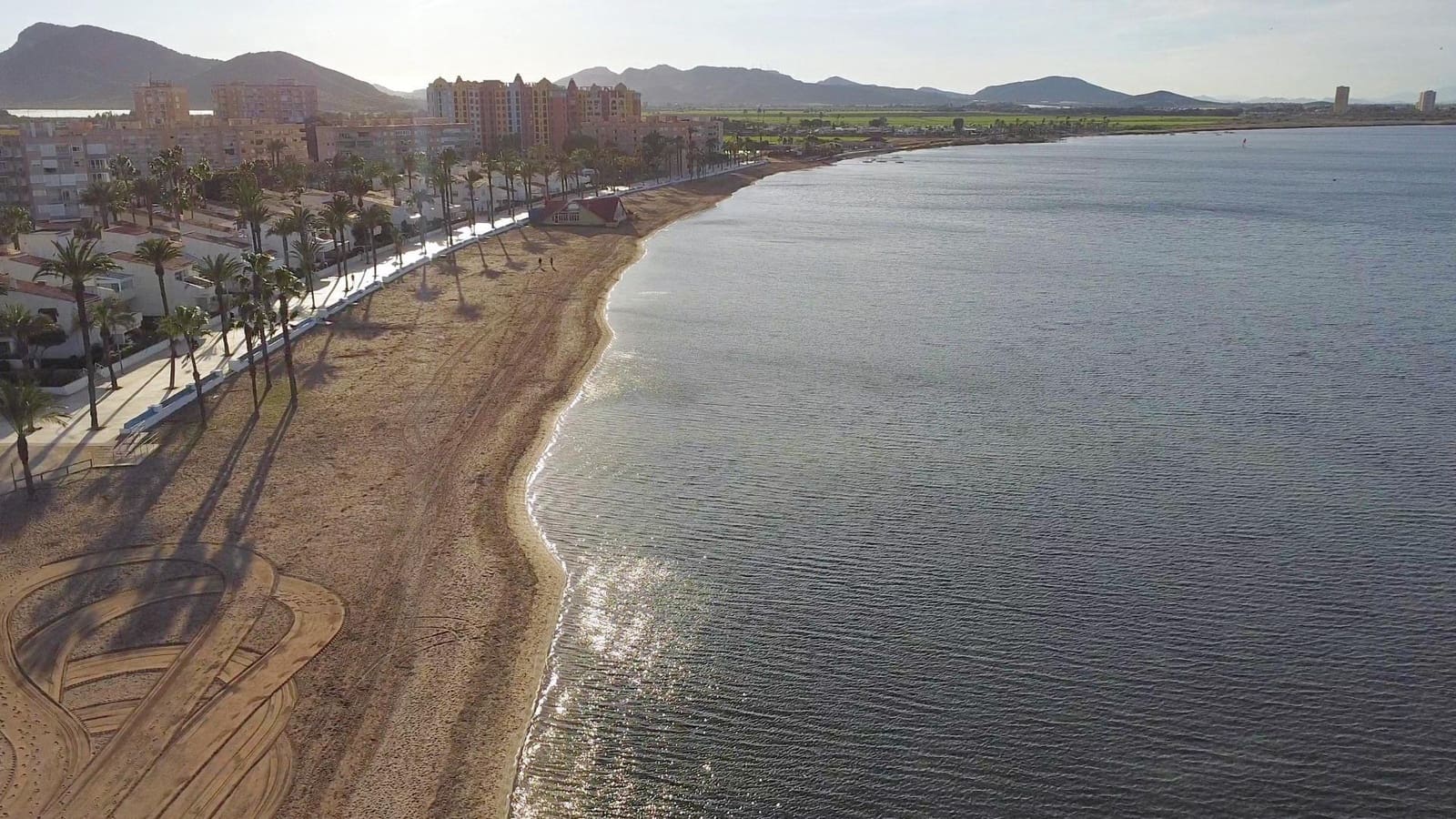 2 soverom Penthouse til leie i Playa Honda med svømmebasseng garasje - € 750 (Ref: 8946214)