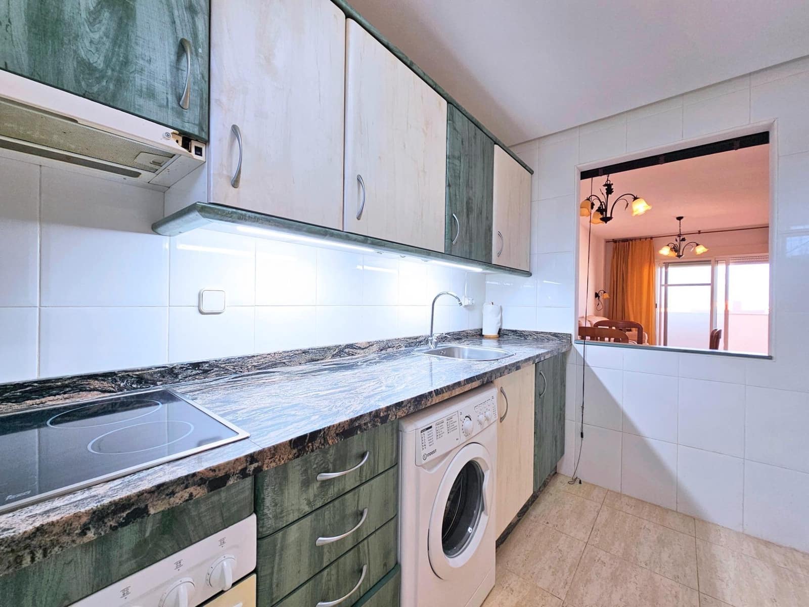 2 soverom Penthouse til leie i Playa Honda med svømmebasseng garasje - € 750 (Ref: 8946214)