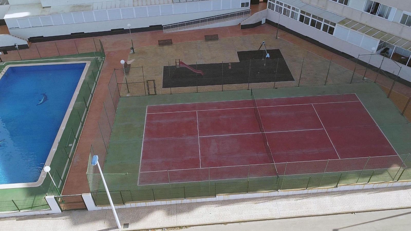 2 soverom Penthouse til leie i Playa Honda med svømmebasseng garasje - € 750 (Ref: 8946214)