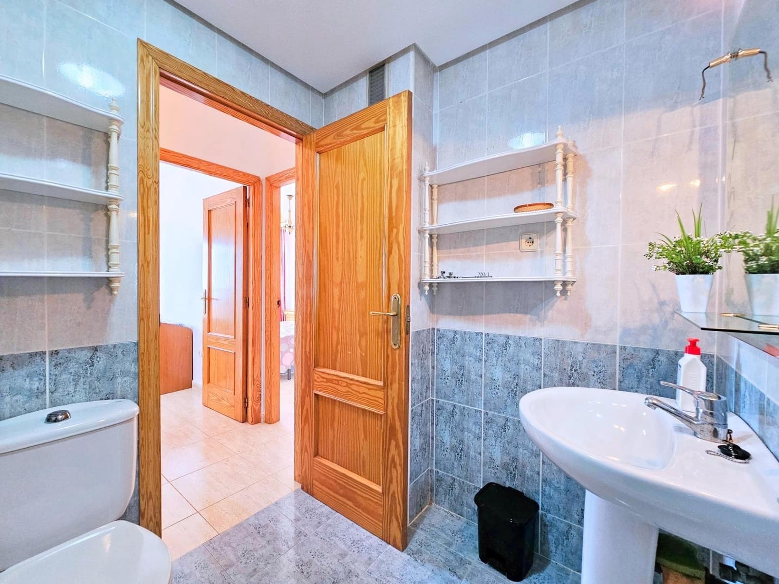 2 soverom Penthouse til leie i Playa Honda med svømmebasseng garasje - € 750 (Ref: 8946214)