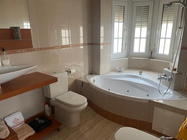 4 camera da letto Villa in vendita in Santa Ana con garage - 325.000 € (Rif: 8998821)