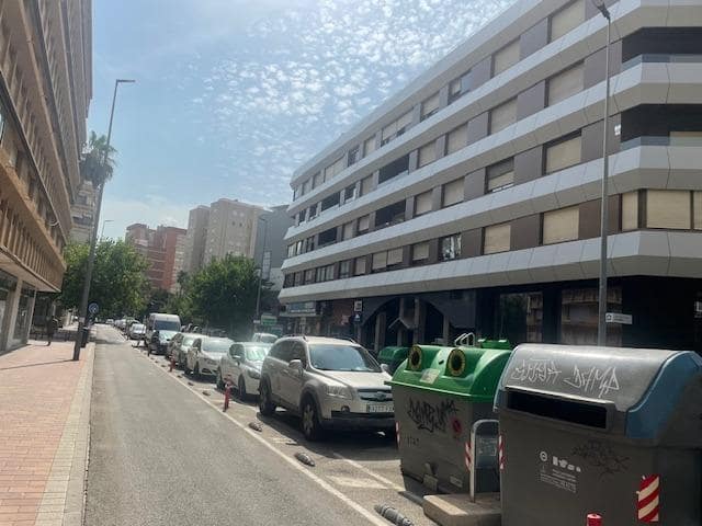 4 Zimmer Wohnung zu verkaufen in Murcia Stadt - 399.000 € (Ref: 9185589)