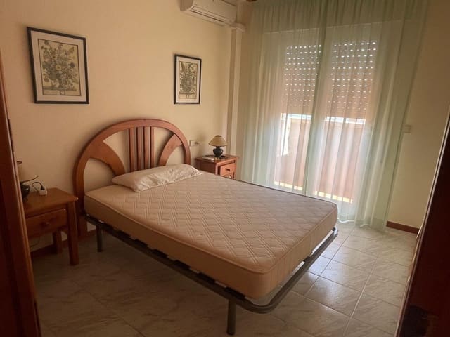 4 sovrum Lägenhet att hyra i La Manga del Mar Menor med garage - 1 800 € (Ref: 9188570)