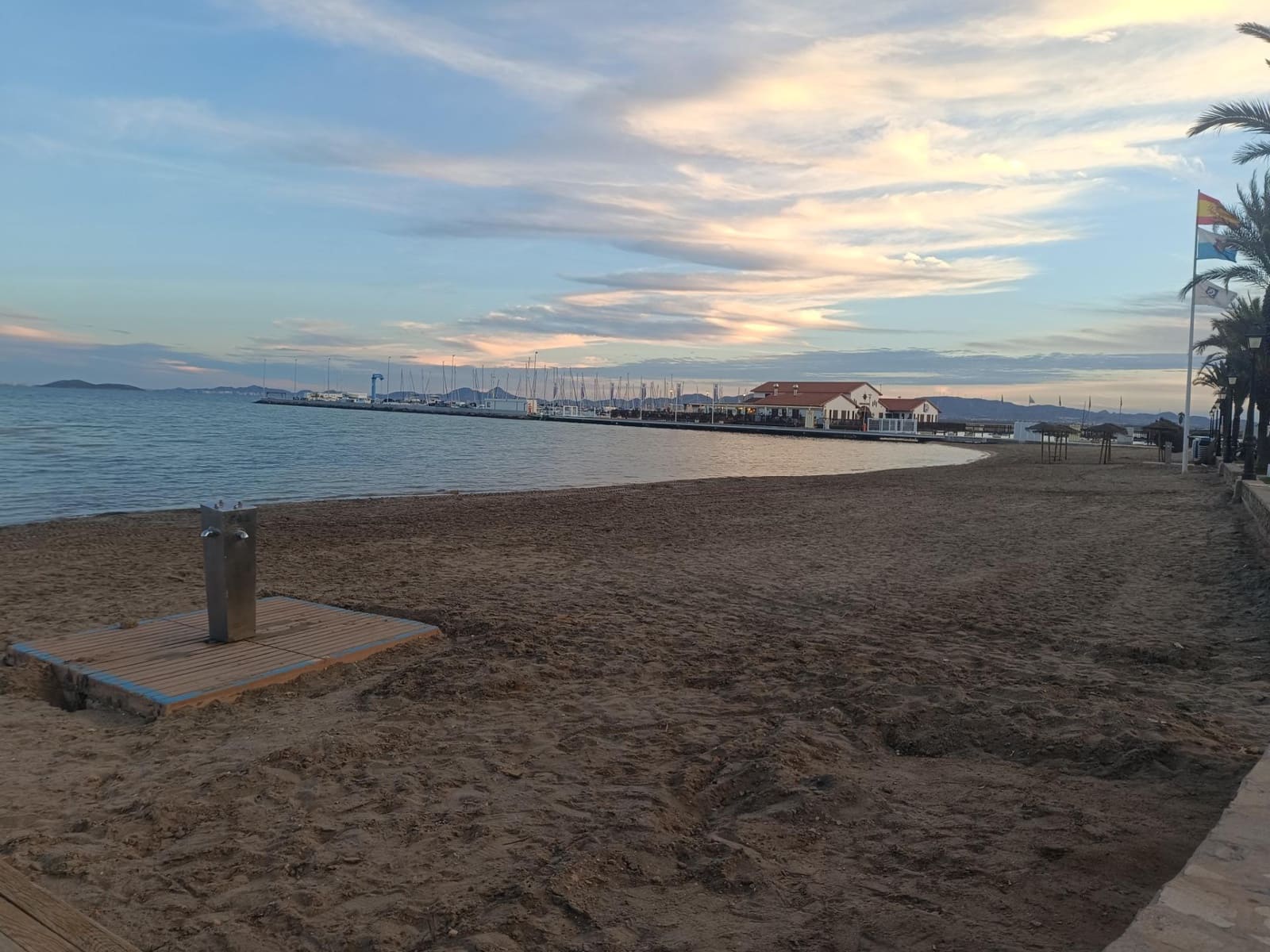 2 bedroom Flat for sale in Los Alcazares - € 135,000 (Ref: 9349683)