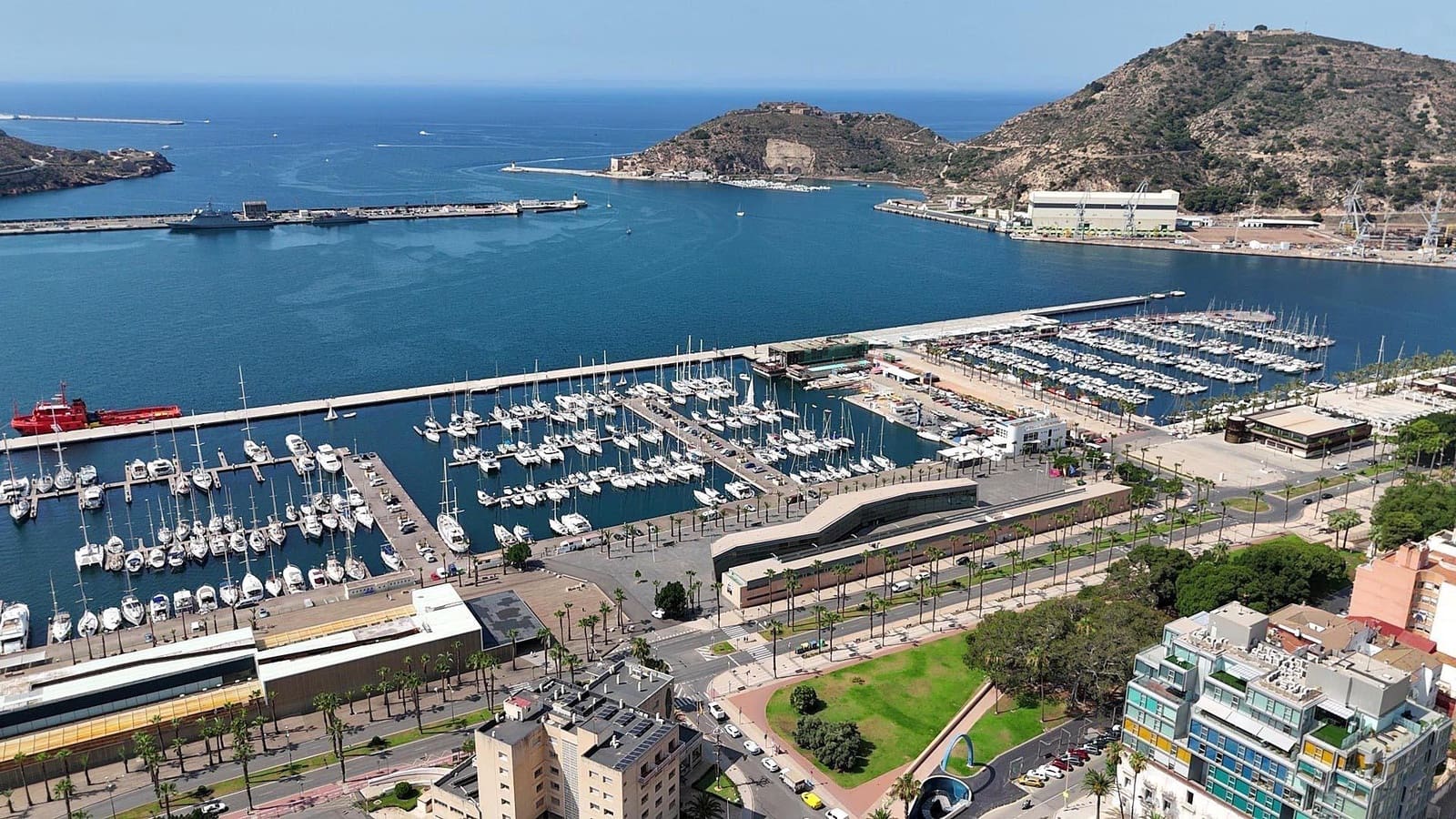 4 bedroom Flat for sale in Cartagena - € 575,000 (Ref: 9403517)