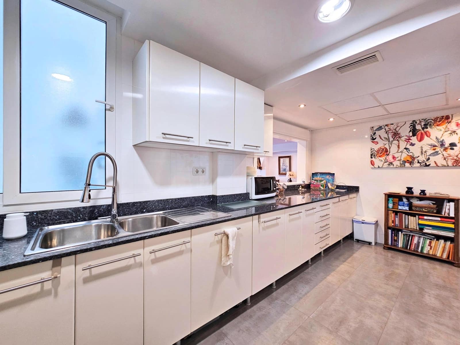 4 bedroom Flat for sale in Cartagena - € 540,000 (Ref: 9403517)