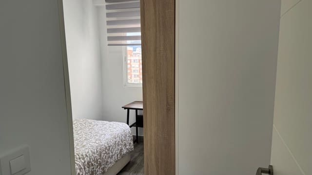 2 soveværelse Lejlighed til leje i Cartagena - € 700 (Ref: 9450340)