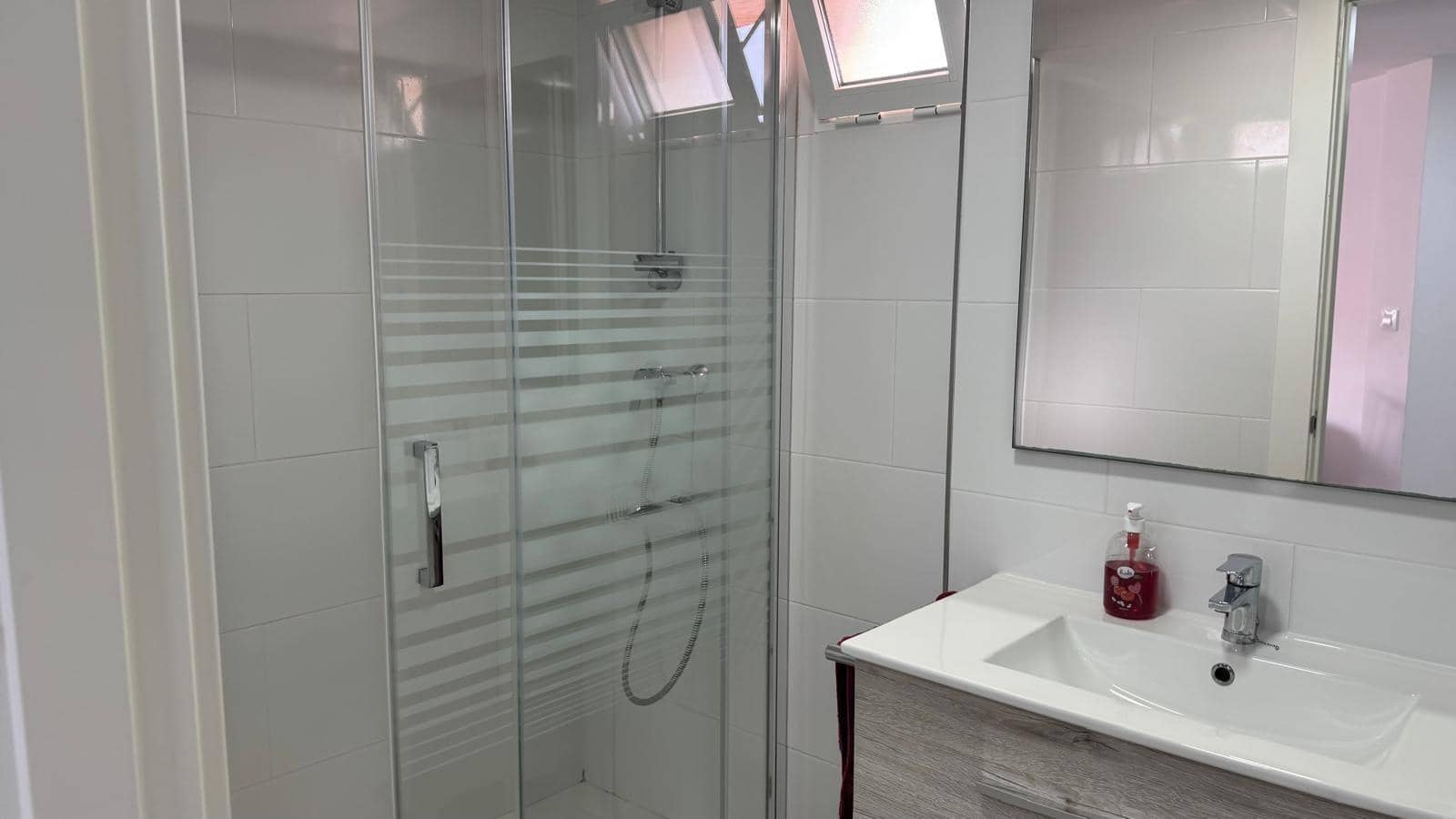 2 soveværelse Lejlighed til leje i Cartagena - € 700 (Ref: 9450340)