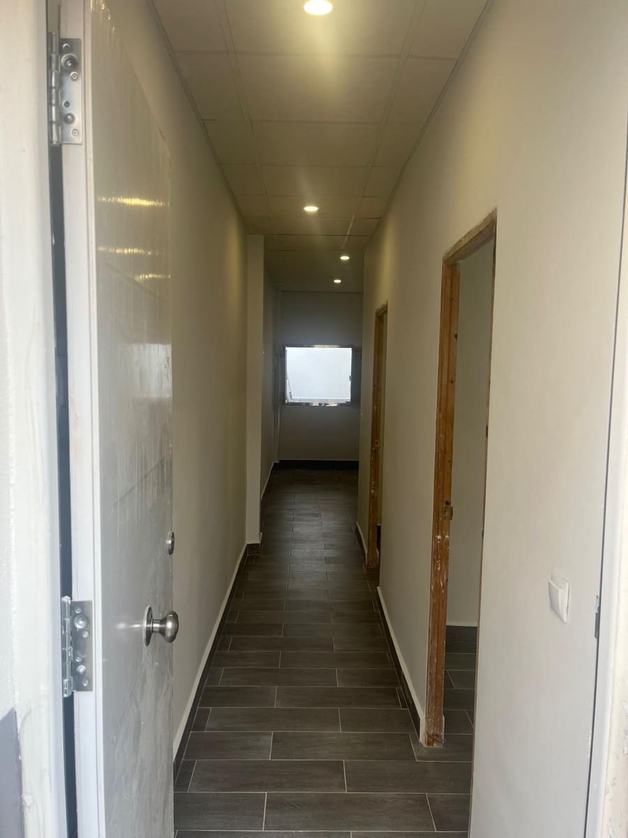 2 slaapkamer Flat te koop in Cartagena - € 95.000 (Ref: 9527997)