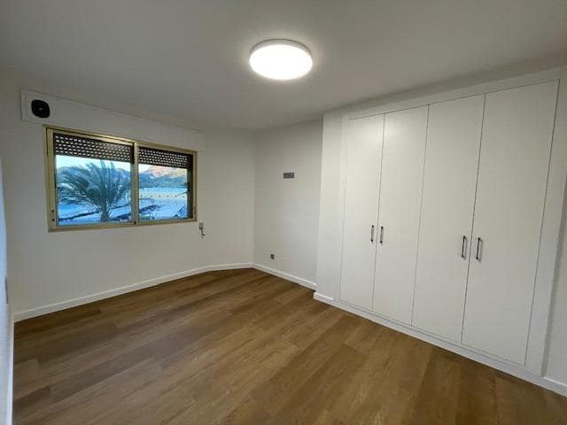 4 camera da letto Appartamento da affittare in Cartagena - 1.500 € (Rif: 9533877)