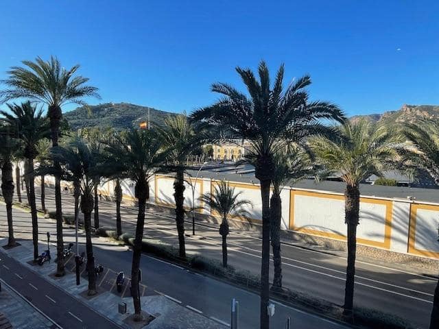 4 camera da letto Appartamento da affittare in Cartagena - 1.500 € (Rif: 9533877)