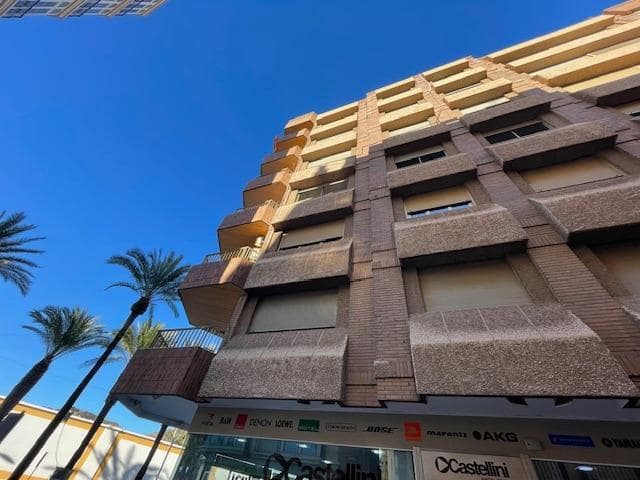 4 camera da letto Appartamento da affittare in Cartagena - 1.500 € (Rif: 9533877)