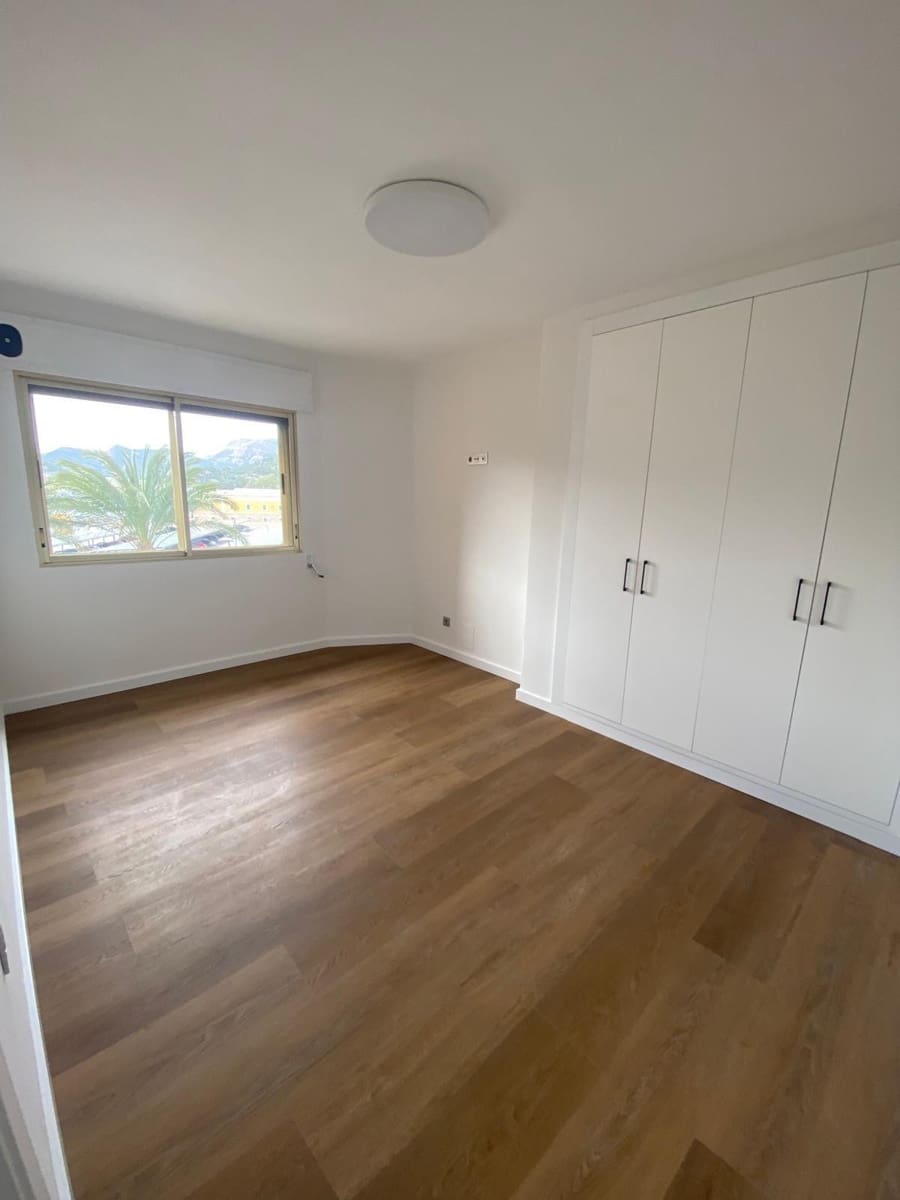 4 bedroom Flat for rent in Cartagena with garage - € 1,350 (Ref: 9533877)