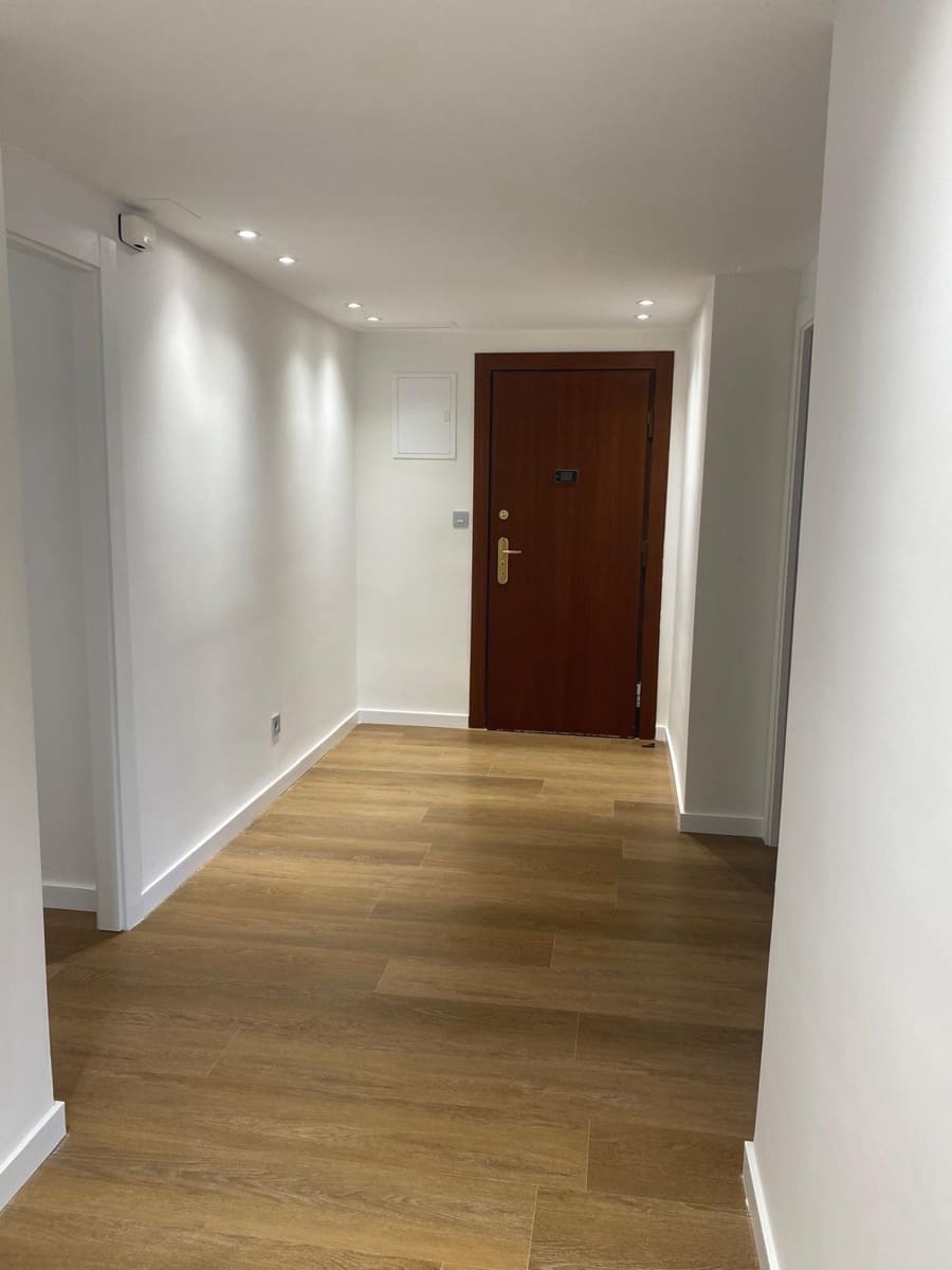 4 bedroom Flat for rent in Cartagena with garage - € 1,350 (Ref: 9533877)