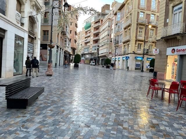 4 bedroom Flat for rent in Cartagena with garage - € 1,350 (Ref: 9533877)