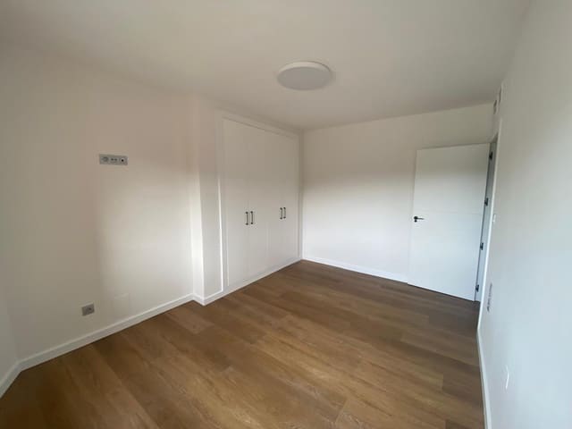 4 sypialnia Mieszkanie do wynajęcia w Kartagena - 1 500 € (Ref: 9533877)