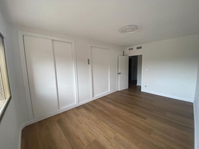 4 sypialnia Mieszkanie do wynajęcia w Kartagena - 1 500 € (Ref: 9533877)