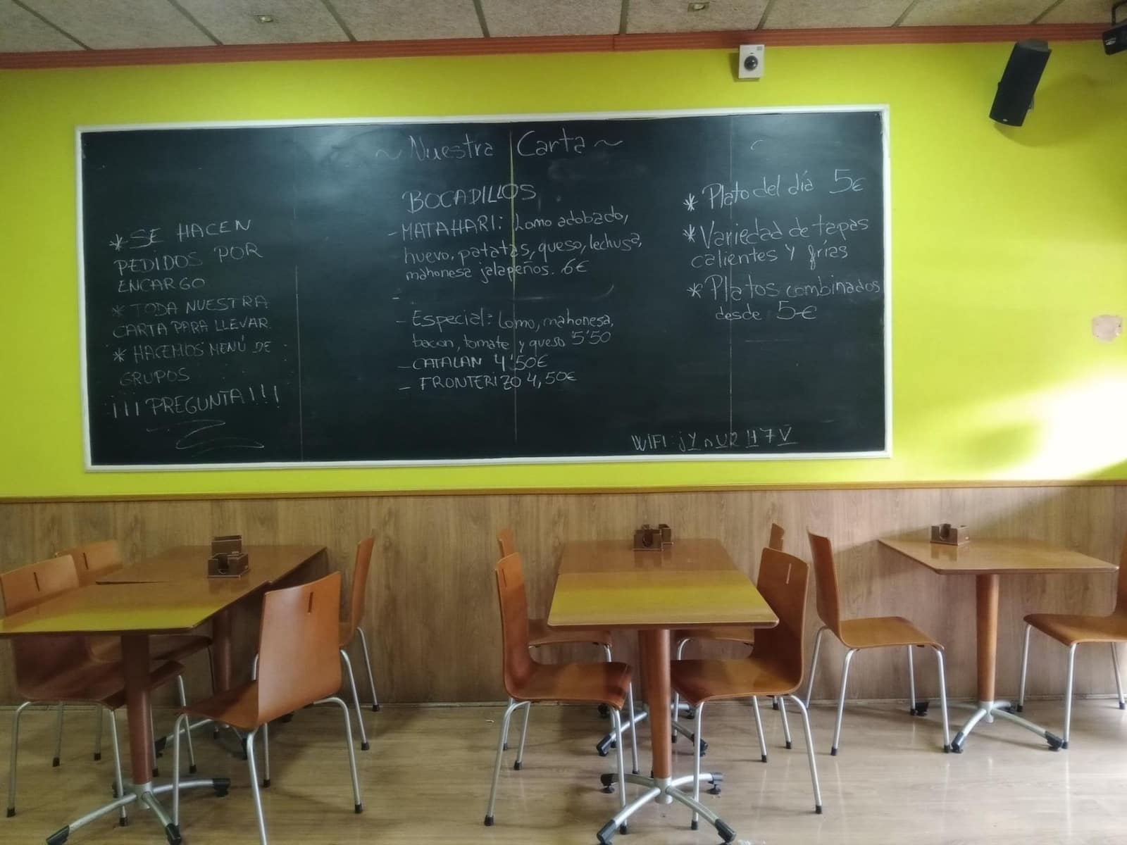 Commercial for sale in Cartagena - € 73,000 (Ref: 9583036)