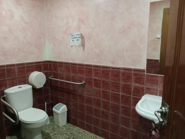 Commerciale in vendita in Cartagena - 73.000 € (Rif: 9583036)