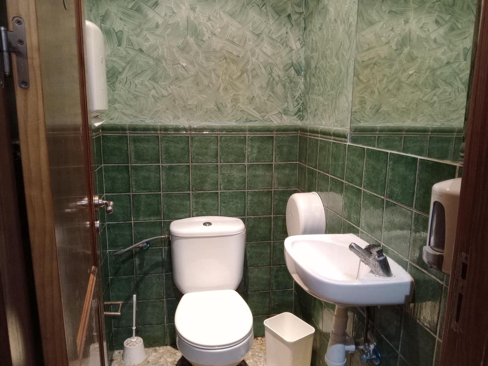 Commercial for sale in Cartagena - € 73,000 (Ref: 9583036)