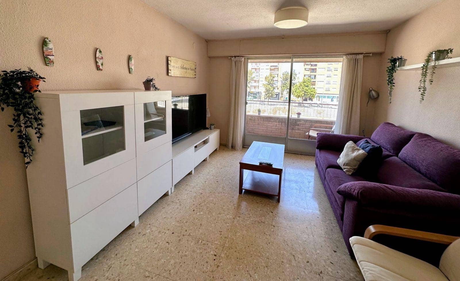 Piso de 4 habitaciones en Cartagena en venta - 257.000 € (Ref: 9608192)