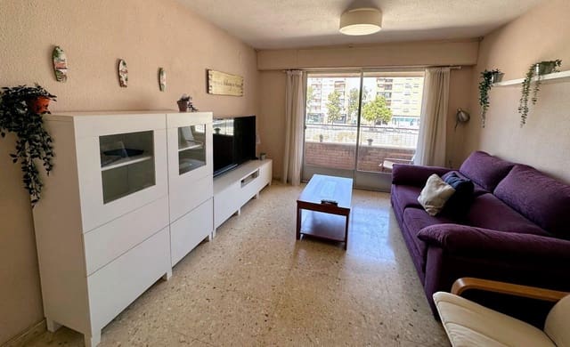 Piso de 4 habitaciones en Cartagena en venta - 257.000 € (Ref: 9608192)