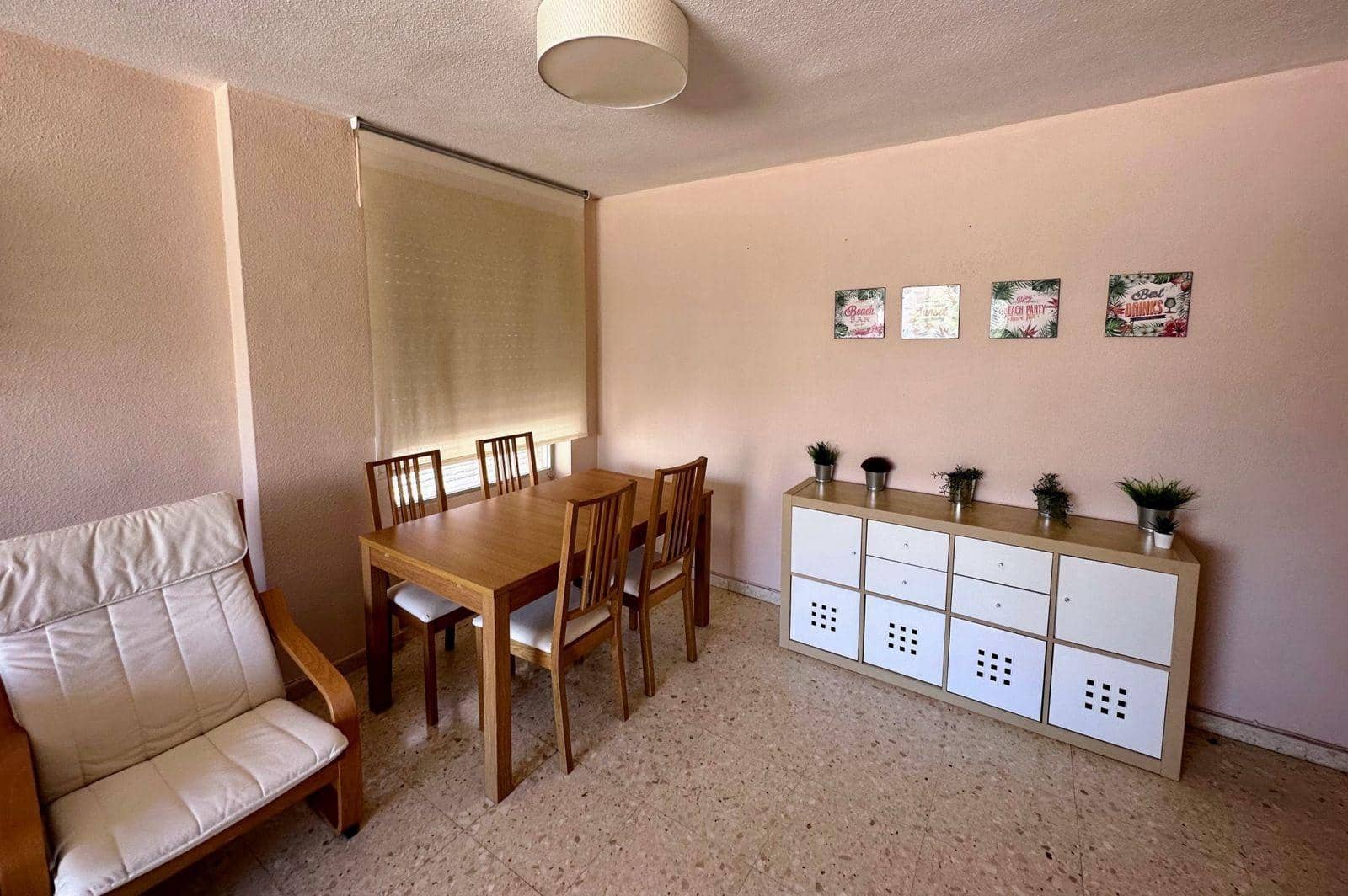 Piso de 4 habitaciones en Cartagena en venta - 257.000 € (Ref: 9608192)