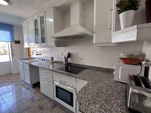 Piso de 4 habitaciones en Cartagena en venta - 257.000 € (Ref: 9608192)