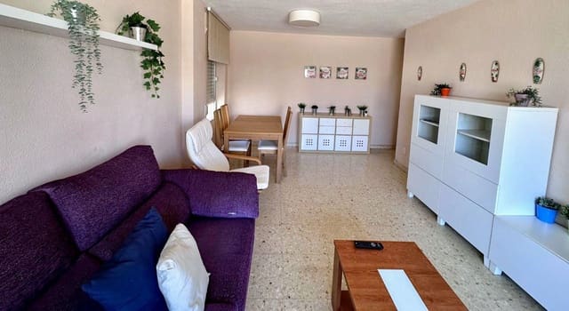 Piso de 4 habitaciones en Cartagena en venta - 257.000 € (Ref: 9608192)