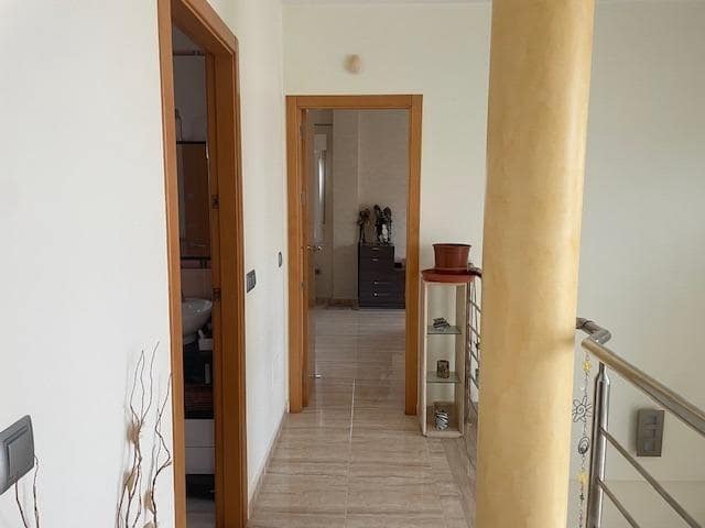 4 sypialnia Willa na sprzedaż w Santa Ana - 315 000 € (Ref: 9690933)