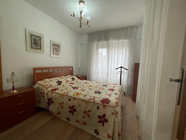 Piso de 2 habitaciones en Murcia ciudad en alquiler con garaje - 850 € (Ref: 9804770)