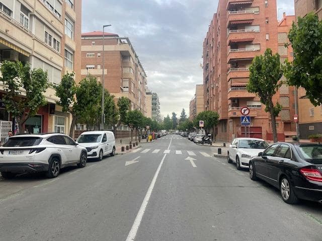 Piso de 2 habitaciones en Murcia ciudad en alquiler con garaje - 850 € (Ref: 9804770)