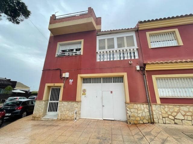 Apartamento de 4 habitaciones en Cartagena en venta - 215.000 € (Ref: 9804771)