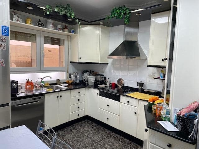 Apartamento de 4 habitaciones en Cartagena en venta - 215.000 € (Ref: 9804771)