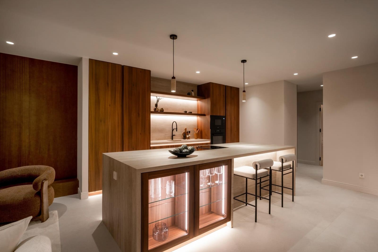 4 bedroom Penthouse for sale in Nueva Andalucia with pool garage - € 1,850,000 (Ref: 9048710)