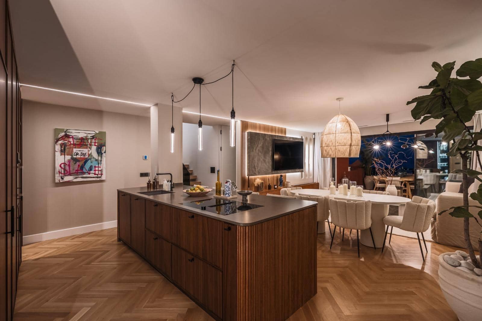 3 bedroom Penthouse for sale in La Quinta with garage - € 1,950,000 (Ref: 9048711)