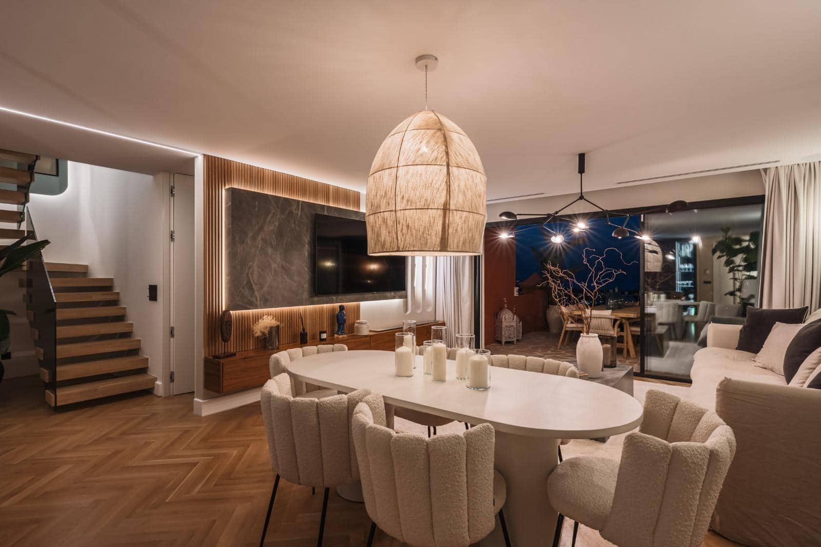 3 bedroom Penthouse for sale in La Quinta with garage - € 1,950,000 (Ref: 9048711)